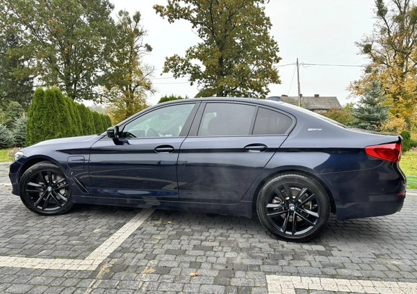 BMW Seria 5 cena 129150 przebieg: 122000, rok produkcji 2018 z Kisielice małe 742